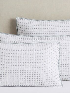 Pottery Barn Pick-Stitch Wheaton Reversible Striped Quilted Shams set of 2 EUC